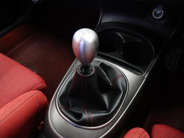 インテグラ タイプＲ　後期型／走行距離８７０００キロ台！／禁煙車／６ＭＴ車／純正赤レカロシート／純正エアロパーツ装着済み！／ＣＤ＆６スピーカー／純正１７インチアルミホイール／ＨＩＤライト／フロントフォグランプ（6枚目）