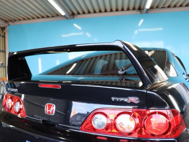 インテグラ タイプＲ　後期型／走行距離８７０００キロ台！／禁煙車／６ＭＴ車／純正赤レカロシート／純正エアロパーツ装着済み！／ＣＤ＆６スピーカー／純正１７インチアルミホイール／ＨＩＤライト／フロントフォグランプ（32枚目）