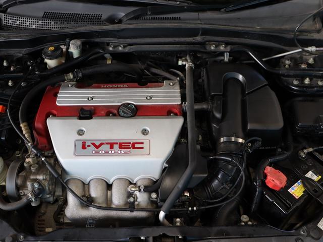 インテグラ タイプＲ　後期型／走行距離８７０００キロ台！／禁煙車／６ＭＴ車／純正赤レカロシート／純正エアロパーツ装着済み！／ＣＤ＆６スピーカー／純正１７インチアルミホイール／ＨＩＤライト／フロントフォグランプ（56枚目）