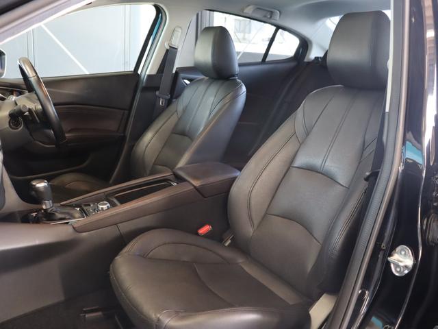 アクセラ ２２ＸＤ　Ｌパッケージ　後期／サンルーフ／ＨＵＤ／禁煙車／ステアリングヒーター／地デジ／ＤＶＤ／ＣＤ／誤発信防止／バックカメラ／シートヒーター／アダプティブクルーズコントロール／クリアランスソナー／ＬＥＤヘッドライト／ＥＴＣ（45枚目）