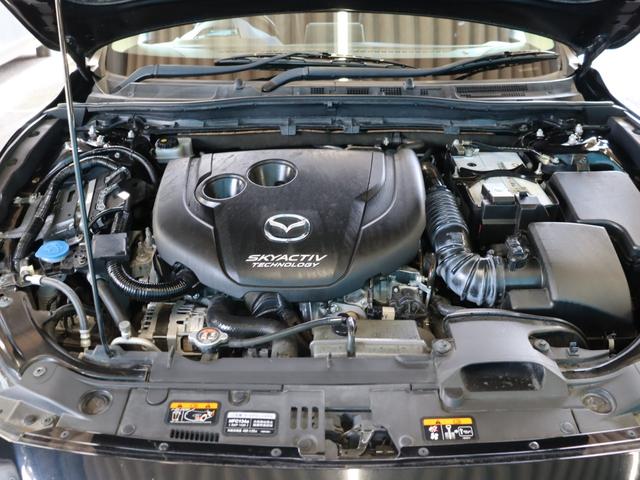 アクセラ ２２ＸＤ　Ｌパッケージ　後期／サンルーフ／ＨＵＤ／禁煙車／ステアリングヒーター／地デジ／ＤＶＤ／ＣＤ／誤発信防止／バックカメラ／シートヒーター／アダプティブクルーズコントロール／クリアランスソナー／ＬＥＤヘッドライト／ＥＴＣ（60枚目）