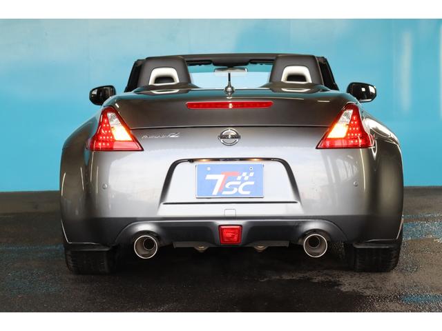 フェアレディＺ ロードスターバージョンＳＴ　ＢＯＳＥサウンド／寒冷地仕様／純正ＯＰフジツボマフラー／ＷＯＲＫエモーション１８インチ／禁煙車／パワーシート／シートヒーター／シートエアコン／純正ナビ／バックカメラ／クリアランスソナー／ＥＴＣ（12枚目）