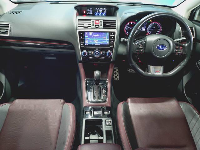 レヴォーグ １．６ＳＴＩスポーツアイサイト　サンルーフ／アイサイトＶｅｒ３／ＳＴＩダウンサス／純正７インチナビ／バックカメラ＆サイドカメラ／ドライブレコーダー／ＥＴＣ／ＵＳＢ入力／ターボ／ＬＥＤライト／レザーシート／パワーシート／シートヒーター（6枚目）