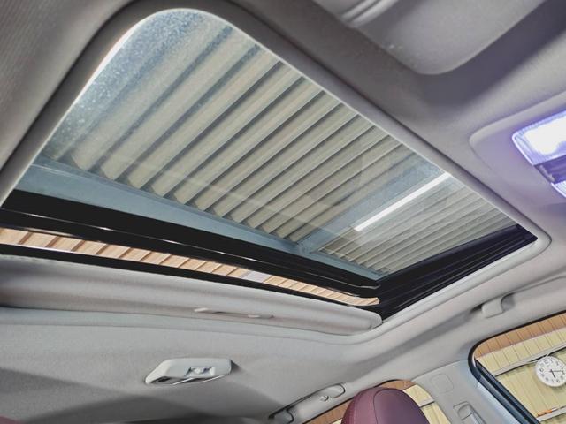 レヴォーグ １．６ＳＴＩスポーツアイサイト　サンルーフ／アイサイトＶｅｒ３／ＳＴＩダウンサス／純正７インチナビ／バックカメラ＆サイドカメラ／ドライブレコーダー／ＥＴＣ／ＵＳＢ入力／ターボ／ＬＥＤライト／レザーシート／パワーシート／シートヒーター（69枚目）