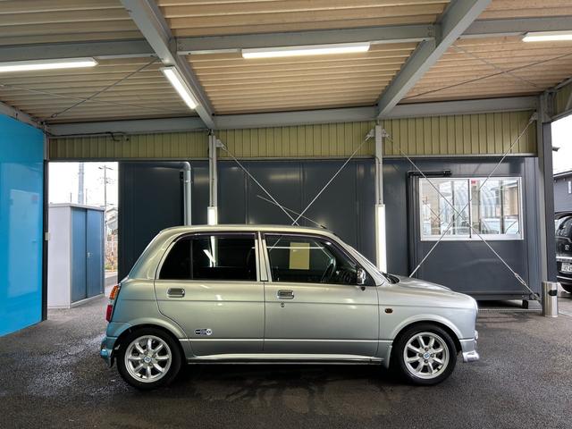 �|���}�[�R�[�e�B���O�A�K���X�R�[�e�B���O�̎{�H���\�ł��B�v���̃��[�J�[���A�S�������E���E�����E���n�����E�R�[�e�B���O�ƍs���܂��B�ׂ��ȃL�Y���ڗ����Ȃ��A���ʃS���S���A�r�b�J�r�J�ɂȂ�܂���i�O�O��