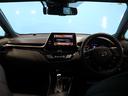 Ｃ－ＨＲ Ｇ　禁煙車／ＴＲＤフルエアロ／Ｃ－ＨＲロゴ入りヘッドライト／革シート／バックカメラ／純正９インチナビ／ドライブレコーダー／セーフティセンスＰ／シートヒーター／純正１８インチＡＷ／ＥＴＣ２．０／フルセグ（6枚目）