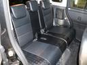 後席も使用感少なく、綺麗な状態で保たれております♪