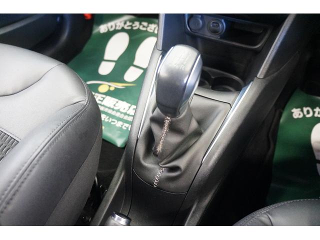 アリュール 3ドア アリュール 5速MT 純正ナビ DTV クルーズコントロール Bカメラ オートライト 禁煙 AW16 USB Bluetooth(11枚目)