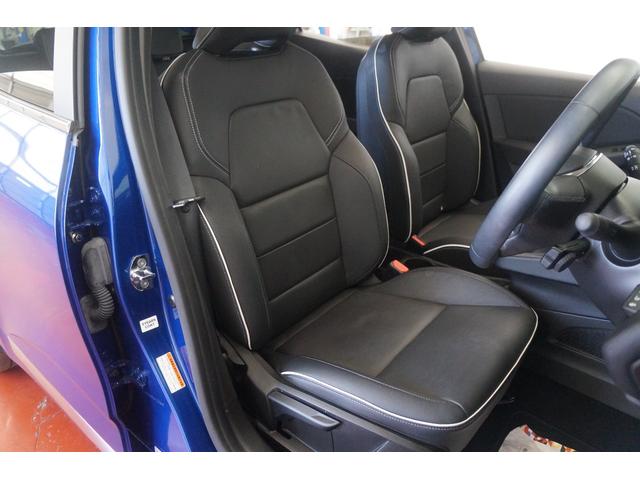 ルーテシア Ｅ－テックハイブリッド　レザーパック　アクティブブレーキ　レーンキープアシスト　　クルーズコントロール　純正ナビ　Ｂカメラ　ＴＶ　前後ドライブレコーダー　障害物センサー　革シート　シートヒーター　ＥＴＣ　禁煙　スマートキー　ＵＳＢ端子（24枚目）