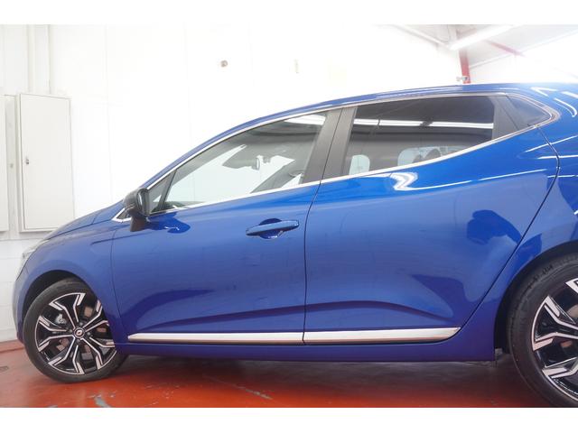 ルーテシア Ｅ－テックハイブリッド　レザーパック　アクティブブレーキ　レーンキープアシスト　　クルーズコントロール　純正ナビ　Ｂカメラ　ＴＶ　前後ドライブレコーダー　障害物センサー　革シート　シートヒーター　ＥＴＣ　禁煙　スマートキー　ＵＳＢ端子（38枚目）