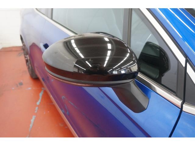 ルーテシア Ｅ－テックハイブリッド　レザーパック　アクティブブレーキ　レーンキープアシスト　　クルーズコントロール　純正ナビ　Ｂカメラ　ＴＶ　前後ドライブレコーダー　障害物センサー　革シート　シートヒーター　ＥＴＣ　禁煙　スマートキー　ＵＳＢ端子（44枚目）