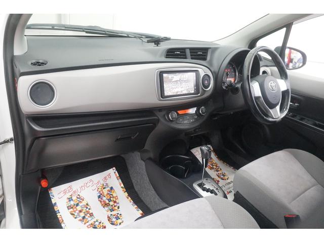 ヴィッツ U 純正SDナビ Bカメラ TV スマートキー 禁煙 シートヒーター ETC(27枚目)