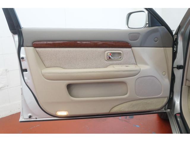 プログレ ＮＣ２５０　純正オディオ　電動シート　ＥＴＣ　キーレスキー　禁煙　オートライト　Ｆフォグランプ　　ＡＷ１５（25枚目）