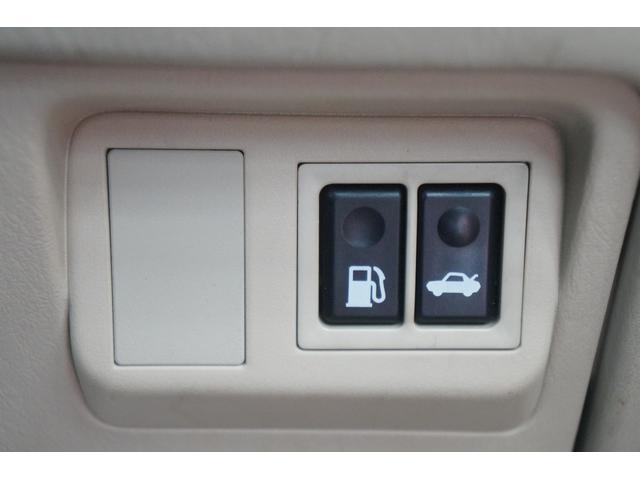 プログレ ＮＣ２５０　純正オディオ　電動シート　ＥＴＣ　キーレスキー　禁煙　オートライト　Ｆフォグランプ　　ＡＷ１５（49枚目）