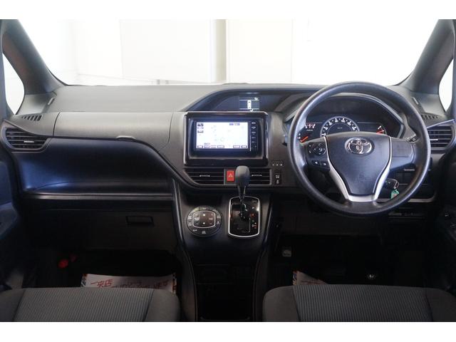 ノア Ｘ　Ｖパッケージ　純正ナビ　Ｂカメラ　ＴＶ　両側Ｓドア　ダブルオートエアコン　電動ドアミラー　ＥＴＣ　ドライブレコーダー　禁煙　キーレスキー　Ｂｌｕｅｔｏｏｔｈ接続（14枚目）