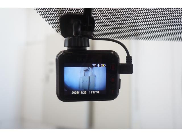 ノア Ｘ　Ｖパッケージ　純正ナビ　Ｂカメラ　ＴＶ　両側Ｓドア　ダブルオートエアコン　電動ドアミラー　ＥＴＣ　ドライブレコーダー　禁煙　キーレスキー　Ｂｌｕｅｔｏｏｔｈ接続（19枚目）