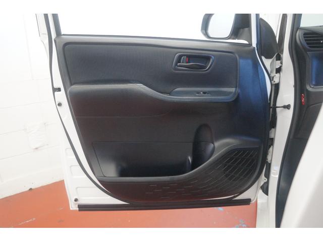 ノア Ｘ　Ｖパッケージ　純正ナビ　Ｂカメラ　ＴＶ　両側Ｓドア　ダブルオートエアコン　電動ドアミラー　ＥＴＣ　ドライブレコーダー　禁煙　キーレスキー　Ｂｌｕｅｔｏｏｔｈ接続（28枚目）