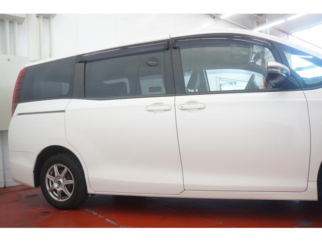 ノア Ｘ　Ｖパッケージ　純正ナビ　Ｂカメラ　ＴＶ　両側Ｓドア　ダブルオートエアコン　電動ドアミラー　ＥＴＣ　ドライブレコーダー　禁煙　キーレスキー　Ｂｌｕｅｔｏｏｔｈ接続（43枚目）