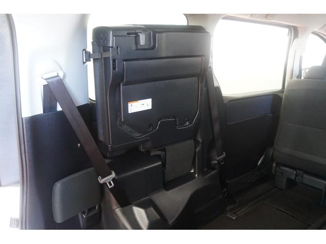 ノア Ｘ　Ｖパッケージ　純正ナビ　Ｂカメラ　ＴＶ　両側Ｓドア　ダブルオートエアコン　電動ドアミラー　ＥＴＣ　ドライブレコーダー　禁煙　キーレスキー　Ｂｌｕｅｔｏｏｔｈ接続（56枚目）