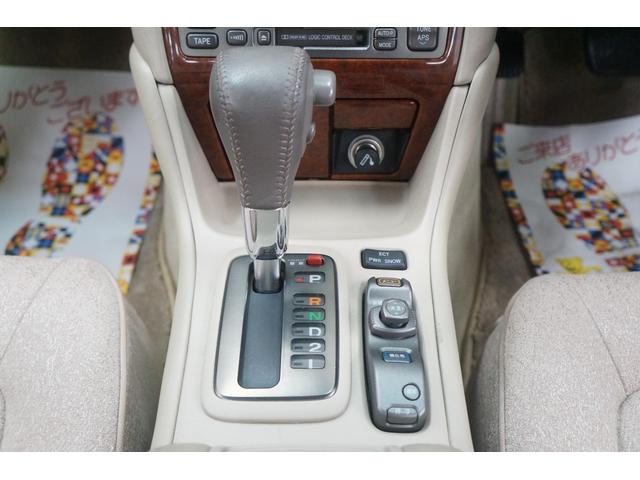 プログレ NC250 純正ナビ 電動シート キーレスキー 禁煙 オートライト Fフォグランプ(17枚目)