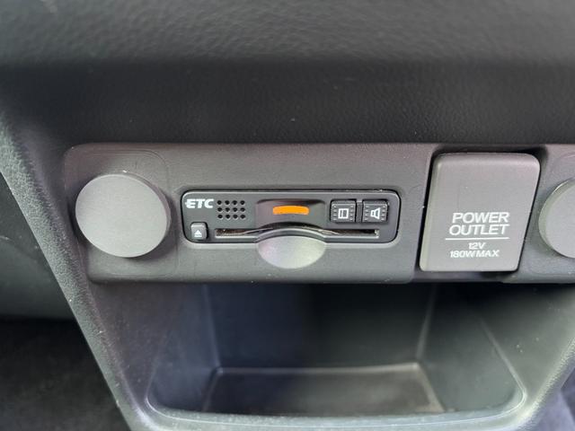 N-BOX G・Lパッケージ 買取り直販車 ナビTV Bモニター 衝突軽減ブレーキ ETC 走行距離23000キロ 電動スライドドア プッシュスタート スマートキー 禁煙車 ステアリングスイッチ コーナーセンサー スペヤーキー(14枚目)