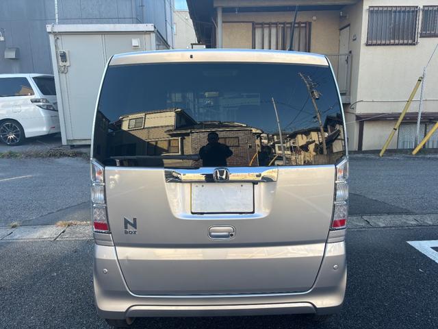 N-BOX G・Lパッケージ 買取り直販車 ナビTV Bモニター 衝突軽減ブレーキ ETC 走行距離23000キロ 電動スライドドア プッシュスタート スマートキー 禁煙車 ステアリングスイッチ コーナーセンサー スペヤーキー(29枚目)