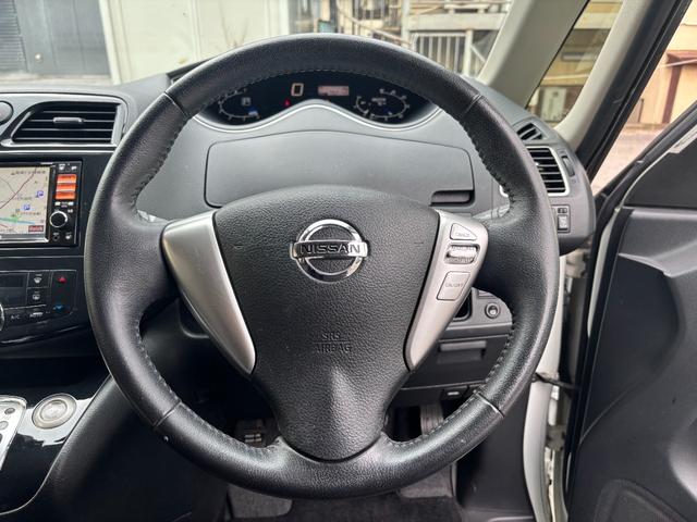 セレナ ハイウェイスター Vセレクション ナビTV バックモニター 両側電動スライドドア 日産点検整備車24/25/26/27/28/30/2/4記録簿あり ETC HIDライ 純正アルミ プッシュスタート クルコン スペヤーキー フォグ(10枚目)