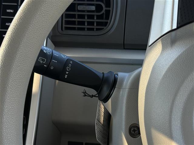 シフォン G スマートアシスト ベンチシート キーレス メモリーナビ 衝突軽減装置 ABS 横滑り防止装置 フルセグ シートヒーター オートハイビーム スマートキー オートライト DVD アイドリングストップ ETC オートエアコン(25枚目)