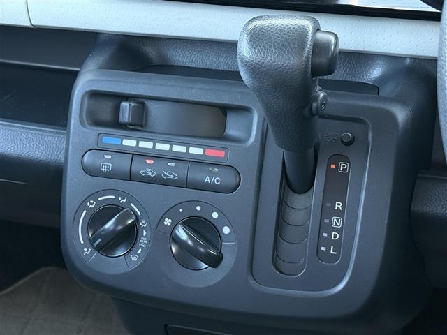 モコ S アイドリングストップ USB インテリキー 地デジTV Wエアバック バックモニター パワステ メモリーナビ エアコン アイドルS キーフリー ABS パワーウインドウ エアバッグ ドライブレコーダー ナビ・テレビ(41枚目)