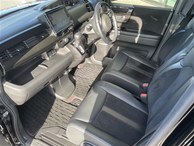 N-BOXカスタム G・EXターボホンダセンシング 車線逸脱防止 ブルートゥースオーディオ Rカメ エアロ ナビTV サイドエアバッグ タ-ボ LEDヘットライト ETC USB接続 Fセグ 横滑り防止 AUX パワーステアリング ドライブレコーダー(14枚目)