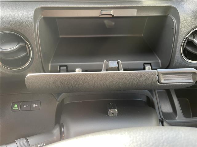N-BOXカスタム G・EXターボホンダセンシング 車線逸脱防止 ブルートゥースオーディオ Rカメ エアロ ナビTV サイドエアバッグ タ-ボ LEDヘットライト ETC USB接続 Fセグ 横滑り防止 AUX パワーステアリング ドライブレコーダー(23枚目)