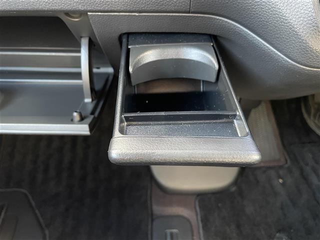 N-BOXカスタム G・EXターボホンダセンシング 車線逸脱防止 ブルートゥースオーディオ Rカメ エアロ ナビTV サイドエアバッグ タ-ボ LEDヘットライト ETC USB接続 Fセグ 横滑り防止 AUX パワーステアリング ドライブレコーダー(33枚目)