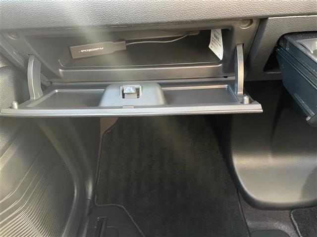 N-BOXカスタム G・EXターボホンダセンシング 車線逸脱防止 ブルートゥースオーディオ Rカメ エアロ ナビTV サイドエアバッグ タ-ボ LEDヘットライト ETC USB接続 Fセグ 横滑り防止 AUX パワーステアリング ドライブレコーダー(34枚目)