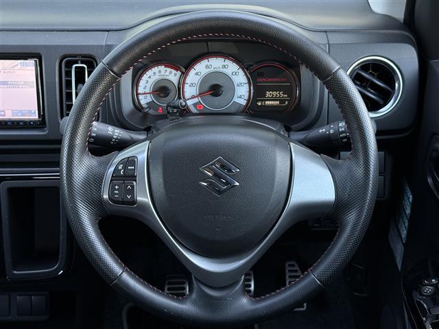 アルトワークス ベースグレード フルタイム4WD Sキー 地デジ TURBO ETC装備 メモリナビ VSA ブルートゥース キーフリ Wエアバック AUTOエアコン エアB パワステ ABS付 DVD再生 オートライト TV・ナビ(26枚目)