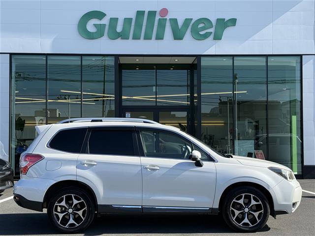 フォレスター 2.0XT アイサイト 衝突被害軽減装置 フルセグ地デジTV 車線逸脱警告 Bluetoothオーディオ アクセスキー パワ-シ-ト Wエアバッグ AAC ターボモデル 運転席エアバッグ メモリーナビ オートライト ABS(3枚目)