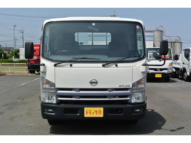 日産 アトラストラック その他 3 0トンワイド超ロング全低床平ボディー いすゞエルフoem車 中古車検索 くるまのニュース