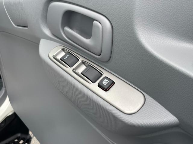 ダイナトラック ロングジャストロー　１．２５ｔ　超低床　ガソリン　６速ＡＴ　登録済未使用車　Ｇパッケージ　衝突軽減システム　ＬＥＤヘッドライト・フォグ　電動格納ミラー　キーレス　オートハイビーム　車線逸脱　Ｐセンサー　バックカメラ（20枚目）