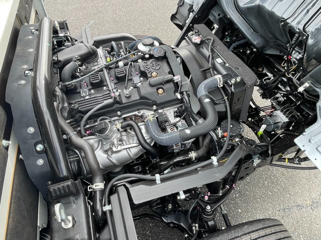ダイナトラック ロングジャストロー　１．２５ｔ　超低床　ガソリン　６速ＡＴ　登録済未使用車　Ｇパッケージ　衝突軽減システム　ＬＥＤヘッドライト・フォグ　電動格納ミラー　キーレス　オートハイビーム　車線逸脱　Ｐセンサー　バックカメラ（34枚目）