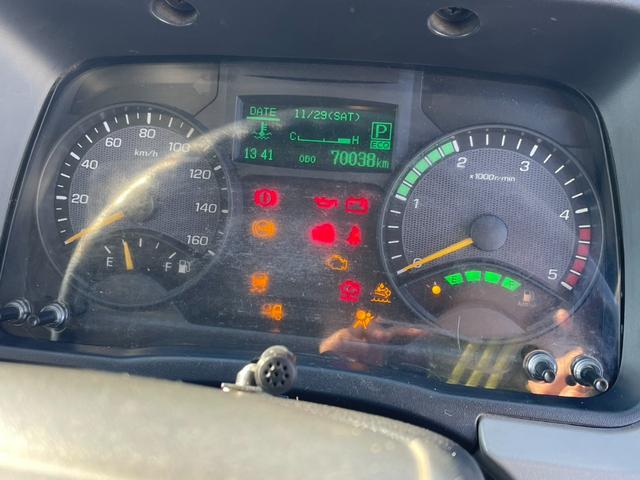 キャンター Ｗキャブロング全低床　１．５ｔ　全低床　Ｗキャブ　６速セミＡＴ　ナビＴＶ　ＥＴＣ　バックカメラ　キーレス　ドライブレコーダー前方　坂道発進補助　衝突軽減システム　車線逸脱　横滑り防止　リアヒーター（37枚目）