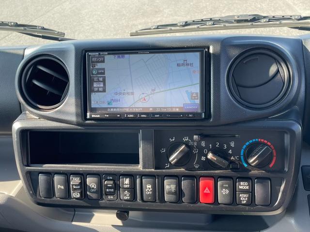 デュトロ ２ｔ　アルミドライバン　全低床　２ｔ　アルミドライバン　全低床　６速ＭＴ　ナビＴＶ　ドラレコ　バックカメラ　ラッシングレール２段　ＬＥＤヘッドライト　電動格納ミラー　坂道発進補助装置　衝突軽減システム　車線逸脱　夏タイヤ積込（18枚目）