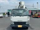 エルフトラック 　高所作業車　１０ｍ　４ＷＤ　５速ＭＴ　アイチ製　ナビＴＶ　バックカメラ　坂道発進補助装置　電動格納ミラー　キーレス（2枚目）