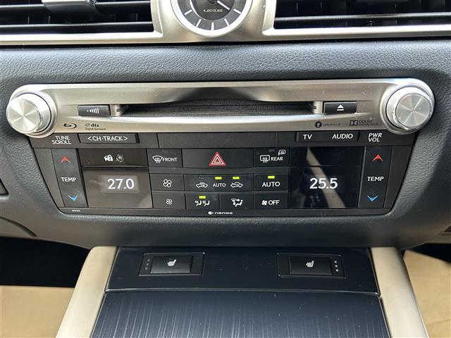 ＧＳ３００ｈ　ワンオーナー　純正ナビ　バックカメラ　Ｄ／Ｎパワーシート　ＡＭ／ＦＭ／ＣＤ／ＤＶＤ／ＴＶ　Ｂｌｕｅｔｏｏｔｈ接続／ＡＵＸ　衝突軽減ブレーキ　レーンキープアシスト　ＢＳＭ　純正１８インチＡＷ(18枚目)