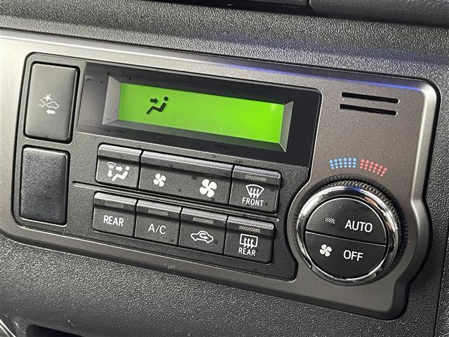 ハイエースバン スーパーＧＬ　ダーク　プライムＩＩ　ディーゼル　ターボ　４ＷＤ　社外ナビ　ＡＭ／ＦＭ／ＣＤ／ＤＶＤ／ＴＶ　Ｂｌｕｅｔｏｏｔｈ／ＡＵＸ／ＨＤＭＩ　ドラレコ付きデジタルインナーミラー　衝突軽減ブレーキ　レーンキープアシスト　両側パワスラ（10枚目）