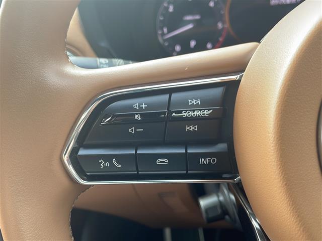ＣＸ－６０ ＸＤ－ハイブリッド　プレミアムスポーツ　パノラマサンルーフ　純正１２．３インチナビ　全方位カメラ　フルセグ　Ｂｌｕｅｔｏｏｔｈオーディオ　ＨＤＭＩ　ＵＳＢ　レーダークルーズコントロール　ブラインドスポットモニター　社外２２インチアルミ（33枚目）