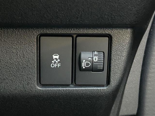 Ｎ－ＢＯＸカスタム ベースグレード　純正８型ナビ　前後ドラレコ　衝突軽減ブレーキ　レーンキープアシスト　クルーズコントロール（追従機能付き）　ＥＴＣ　シートヒーター　両側パワースライドドア　チップアップシート　オートマチックハイビーム（10枚目）