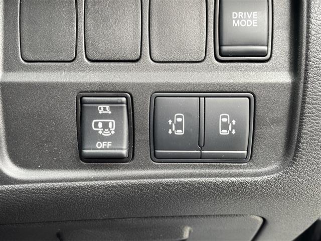 セレナ ｅ－パワー　ハイウェイスターＶ　純正１０インチナビ　フルセグ　ＤＶＤ再生　Ｂｌｕｅｔｏｏｔｈオーディオ　アラウンドビューモニター　後席１２．８インチモニター　プロパイロット　両側パワースライド　ＬＥＤヘッドライト　ＥＴＣ　禁煙車（11枚目）