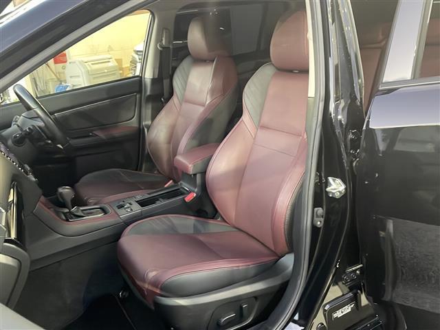 レヴォーグ ２．０ＳＴＩスポーツアイサイト　サンルーフ　純正ナビ　バックカメラ　ＳＴＩエアロ　ＨＫＳマフラー　レーダークルーズコントロール　レーンキープアシスト　ブラインドスポットモニター　ＬＥＤヘッドライト　ドライブレコーダー　シートヒーター（22枚目）