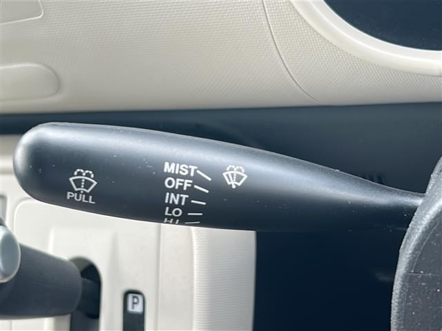 ミラココア ココアX 禁煙車 オーディオ オートエアコン アイドリングストップ ベンチシート CD スマートキー 純正フロアマット パワーステアリング パワーウィンドウ ABS ハロゲンライト 電動格納ミラー ドアバイザー(26枚目)