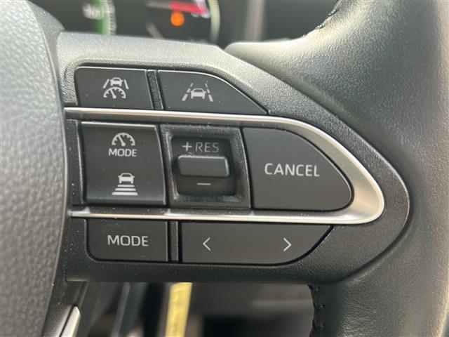 ノア S-Z 純正10.5インチディスプレイオーディオ トヨタセーフティセンス 両側パワースライドドア バックカメラ クリアランスソナー 禁煙車 7人乗り ETC LEDヘッドライト シートヒーター スマートキー(6枚目)