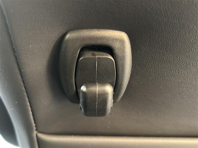 ノア S-Z 純正10.5インチディスプレイオーディオ トヨタセーフティセンス 両側パワースライドドア バックカメラ クリアランスソナー 禁煙車 7人乗り ETC LEDヘッドライト シートヒーター スマートキー(36枚目)